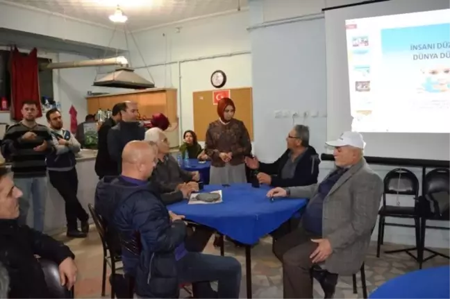Bayan İl Milli Eğitim Müdürü Velilerle Kahvehanede Bir Araya Geldi