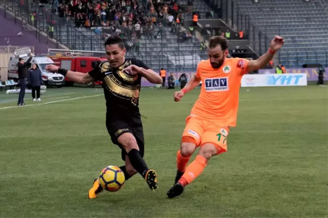 Süper Lig: Osmanlıspor: 3 - Aytemiz Alanyaspor: 0 (İlk Yarı)