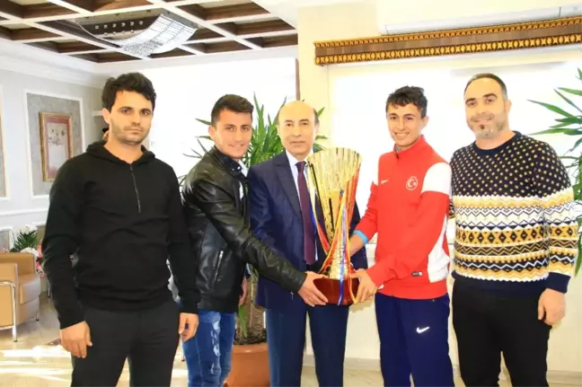 Dü Öğrencileri Türkiye Şampiyonu Oldu