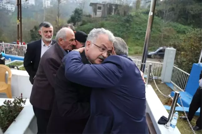 Kayseri'de Şehit Olan Rizeli Uğur Korkmaz'ın Kabri Başında Kur'an-ı Kerim Okundu