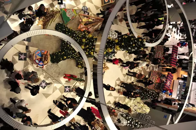 Galerıes Lafayette Yeni Yılı Tasarımcılarla Kutladı