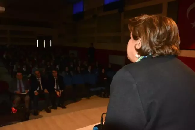 Yazarlar Aşkale'de Gençler ile Buluştu