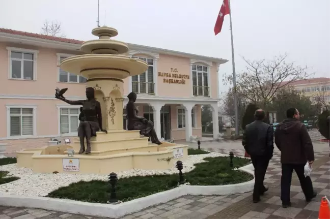 Hafta Sonunu Bulgaristan'da Geçiren Belediye Başkanlarına Seçmenlerinden Tepkiler
