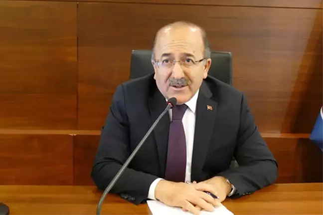 Gümrükçüoğlu, İdari Personeli ile 2017 Yılını Değerlendirdi