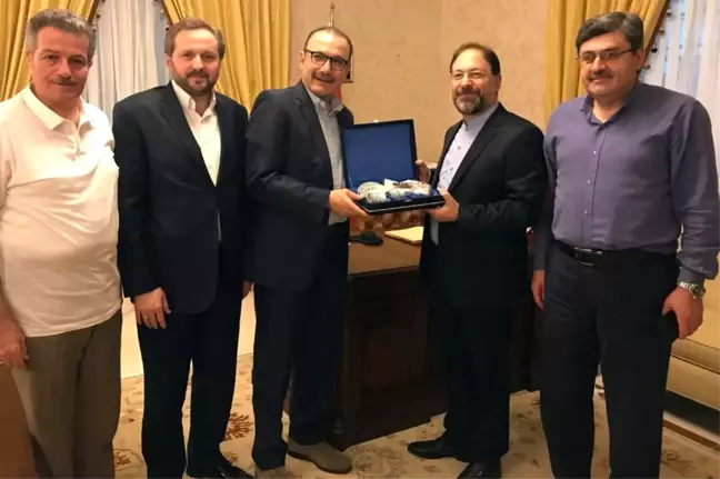 Diyanet İşleri Başkanı Erbaş, İit Nezdinde Türkiye Daimi Büyükelçisi Şen'i Ziyaret Etti
