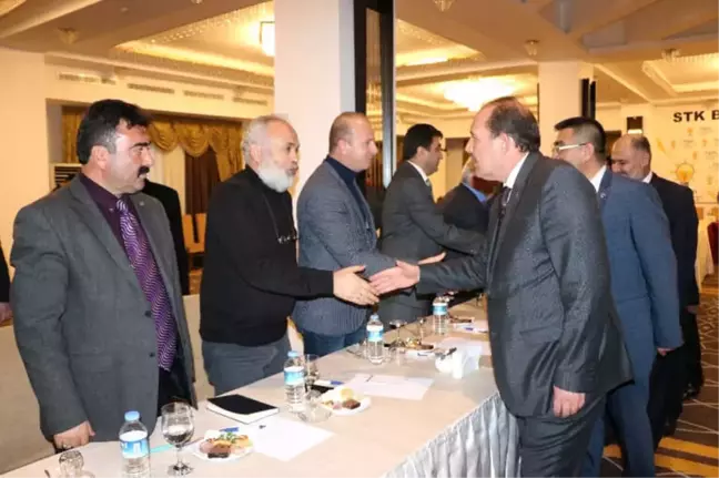 AK Parti Genel Başkan Yardımcısı Karacan, Stk'larla Bir Araya Geldi