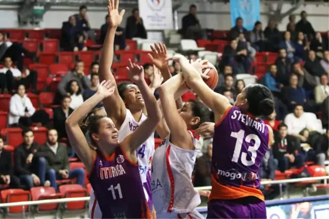 Mersin Büyükşehir Belediyespor, Çeyrek Finale Göz Kırptı