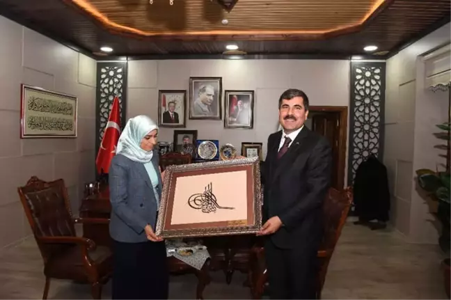 Ak Partili Taşkesenlioğlu'ndan Muş Belediyesine Ziyaret