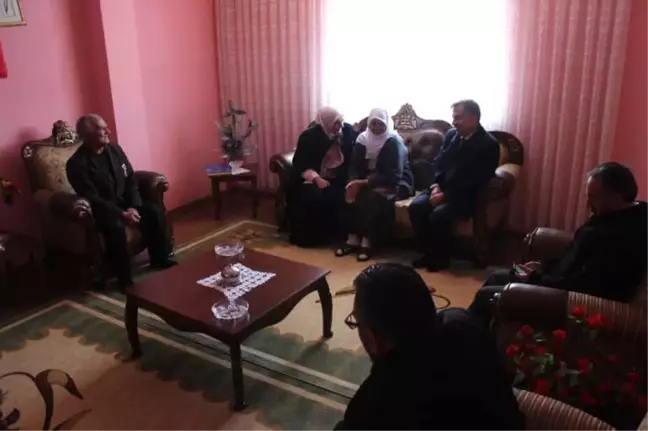 Başkan Aydın'dan Şehit Ailesine Ziyaret