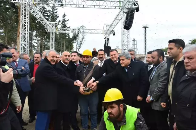 Arsuz'a Kent Meydanı