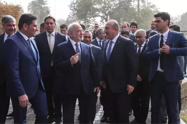Bakan Çavuşoğlu Iraklı Mevkidaşı Caferi ile Görüştü