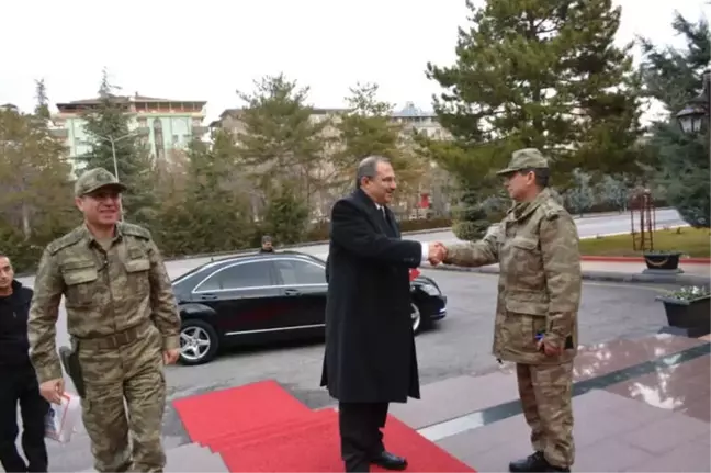 Vali Kaban'dan Tümgeneral Asım Kocaoğlu'na Ziyaret