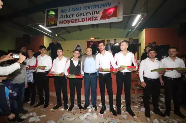 Beyşehir'de Asker Adayları Dualarla Asker Ocağına Gönderildi