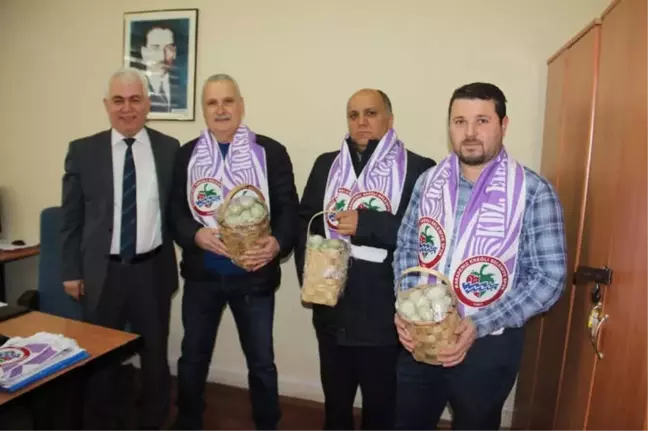 Şampiyonluk Kampanyasına 3 Sepet Yumurta Desteği Verdiler