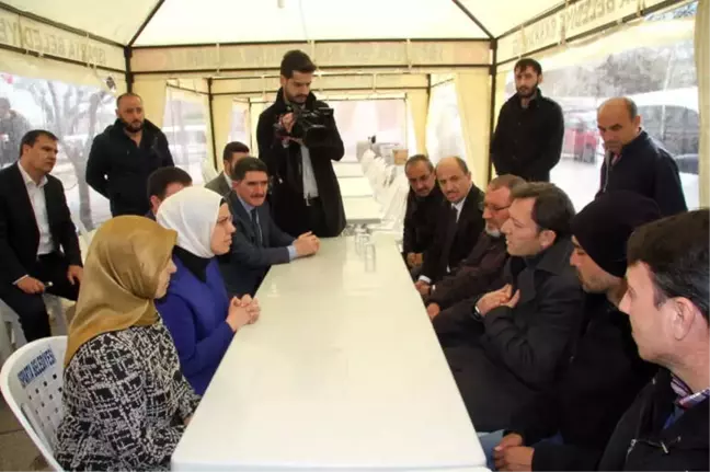 AK Parti'li Ravza Kavakçı Kan'dan Afrin Şehidi Yılmaz'ın Ailesine Ziyaret