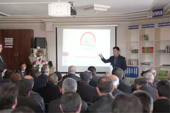 Ahlat'ta 'Buzağı Ölümlerinin Önlenmesi' Toplantısı