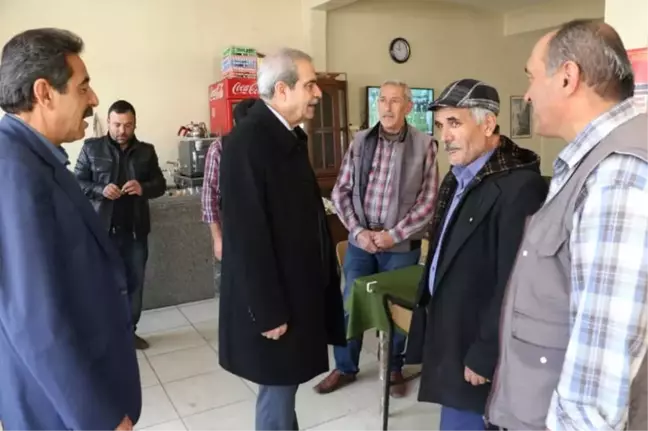 Demirkol, Sırrın Mahallesinde Esnaf ve Vatandaşlarla Buluştu