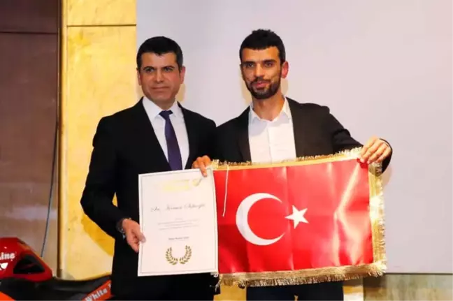 Şampiyonların Kupaları Mehmetçiğe