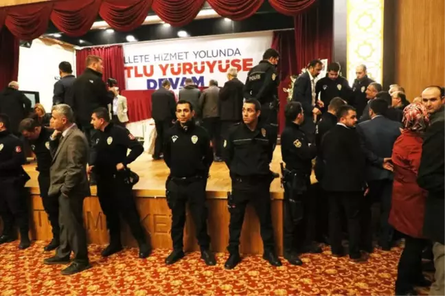 AK Parti'nin Yüreğir İlçe Kongresi Yapıldı