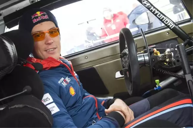 İsveç Rallisi'nde Zafer Neuville'in