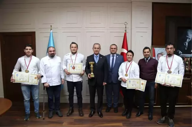 Alkü Aşçılık Takımına Çorum'dan Ödülle Döndü