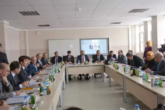 İlçe Milli Eğitim Müdürleri Toplantısı Altınyayla'da Yapıldı
