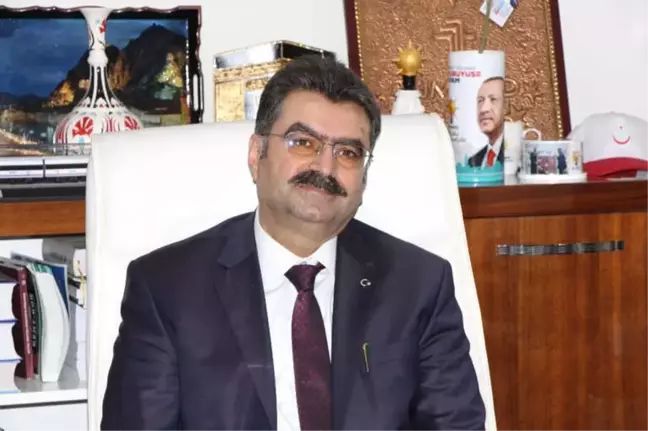 Türk Bayrağı Olmadan Dışarı Çıkamıyorlar