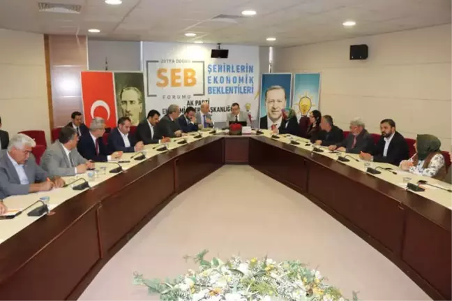 Ak Parti,' Şehirlerin Ekonomik Beklentileri Forumu' Düzenledi
