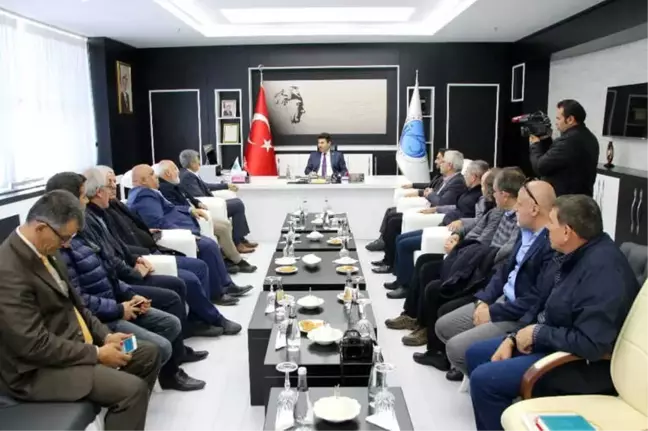 Türkiye Gazeteciler Konfederasyonu'ndan Rektörü Karacoşkun'a Ziyaret
