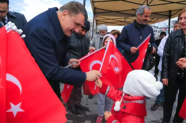 Vatandaşlara Çanakkale Savaşında Askerin Yediği Yemekten İkram Edildi