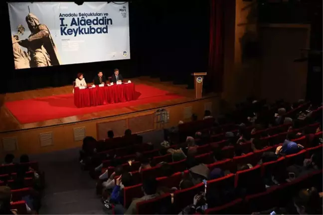 Anadolu Selçukluları Paneli Akm'de Düzenlendi