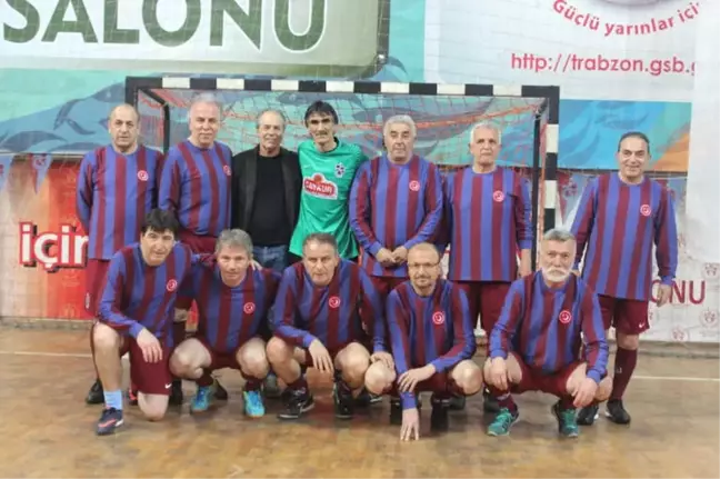 Trabzonspor'un Efsanelerinin Yer Aldığı Salon Futbol Turnuvası Sona Erdi