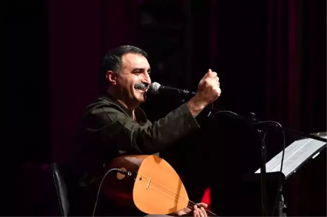 Maltepe'de Aşık Veysel Türküleriyle Anıldı