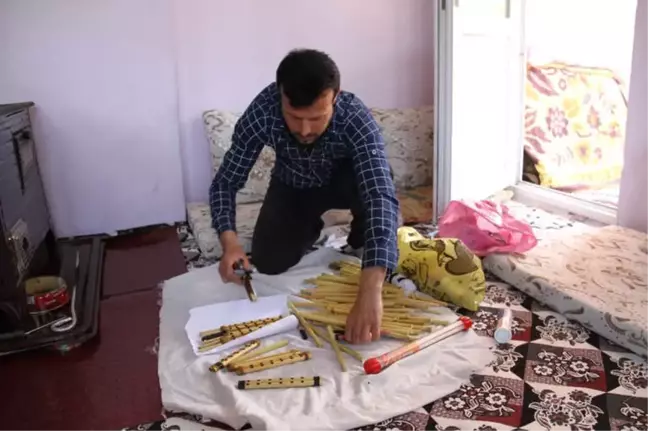 Düzele' Çalgısıyla Halaya Hareketlilik Katıyor