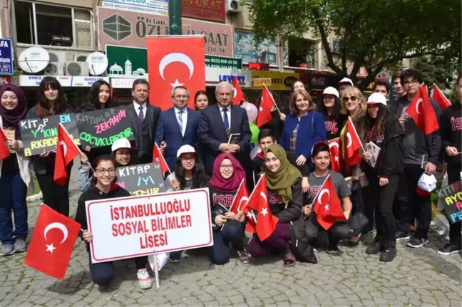 Balıkesir'de Kütüphaneler Haftasına Renkli Kutlama