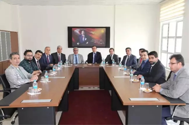 Vahap Küçük Myo'yu Kazanan Her Öğrenciye Karşılıksız Burs