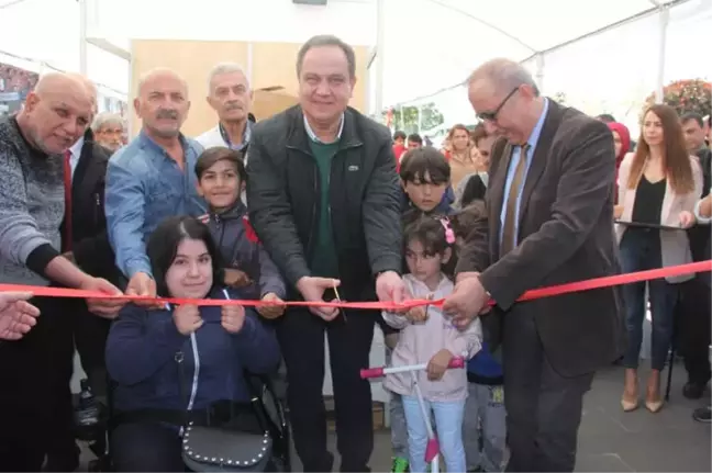 Giresun'da İlk Kez Kitap Fuarı Açıldı