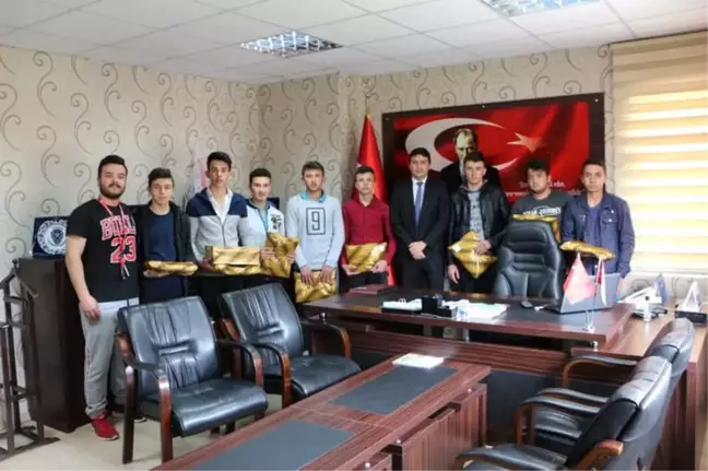 Kaymakam Temurci, Şampiyonları Ödüllendirildi