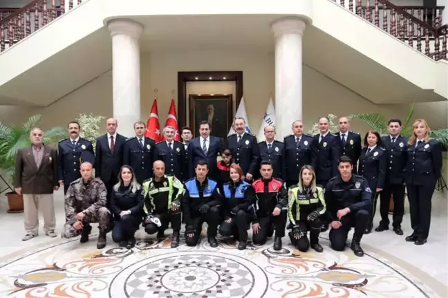 Osman Ak, Türk Polis Teşkilatı'nın Kuruluşunun 173. Yılı Dolayısıyla Vali İzzettin Küçük'ü Ziyaret...