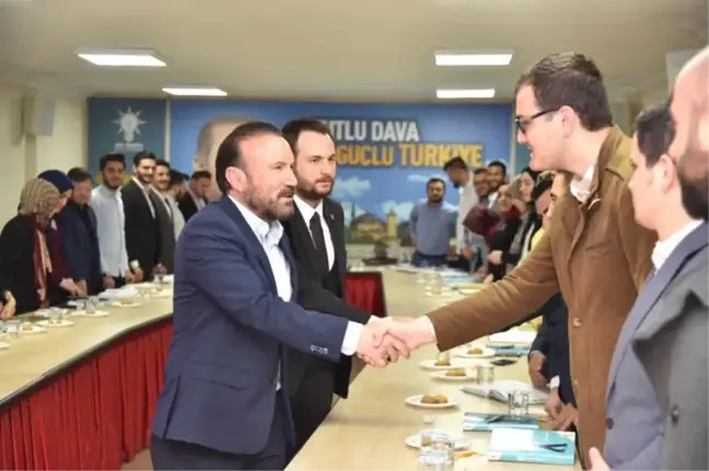 Başkan Doğan'dan Ak Partili Gençlere Ziyaret
