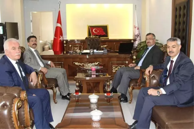 Müdür Tekve'den Kaymakam Öztürk'e Ziyaret