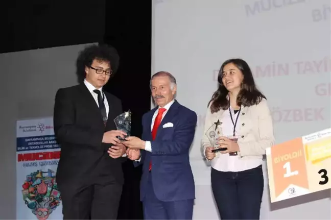 Yenilikçi Projeler Üreten Öğrencilere Ödül