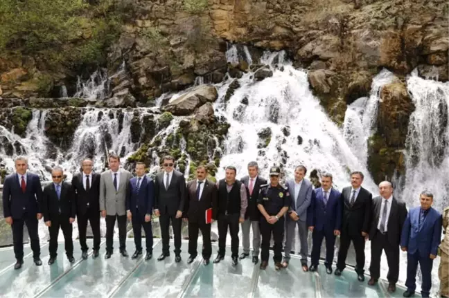 Vali Memiş Şiran'da