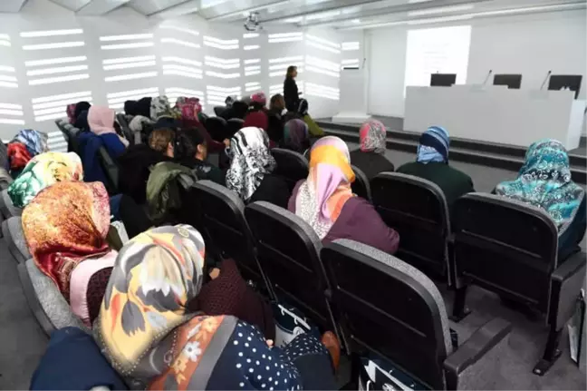 Yakutiye'nin Anne Üniversitesi Fark Katıyor