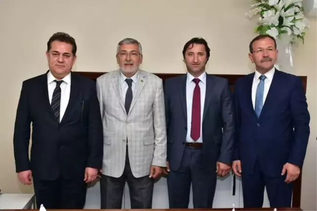 Başkan Bozkurt'tan Ünal'a Hayırlı Olsun Ziyareti