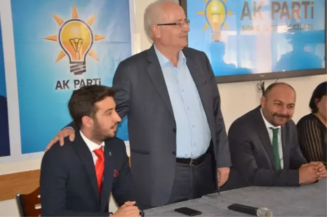 Söke AK Parti'de Fatih Gürer ve Rafet Göbekli Adaylıklarını Açıkladı