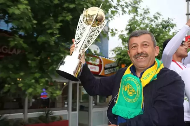 Darıca Gençlerbirliği Şampiyonluğu Kutladı