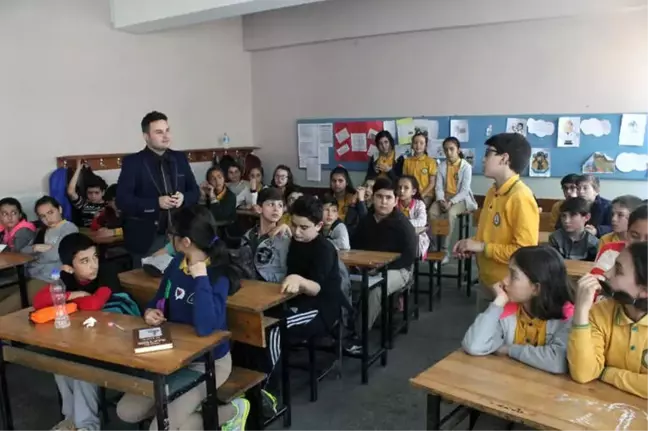 Saski Geyve'de Bin 209 Öğrenciyle Buluştu