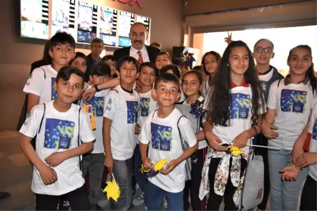 Çocuklar Avrupa Günü Etkinliği Kapsamında Sinema Filmi İzledi