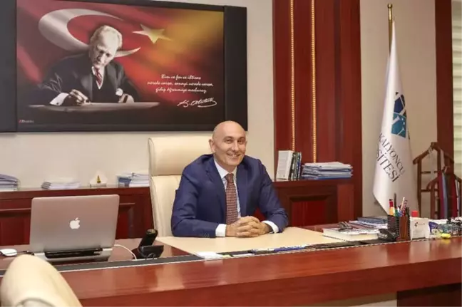 Rektör Yılmaz'dan Anneler Günü Mesajı